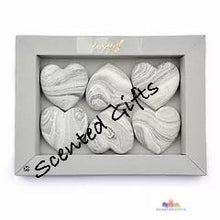 Load image into Gallery viewer, Drawer Freshener pebble pack 6 assorted Scents  A classic with a modern twist, these delightful hand crafted treasures are suitable for fragrancing any small spaces such as drawers, wardrobes, dressing rooms or even the car.
