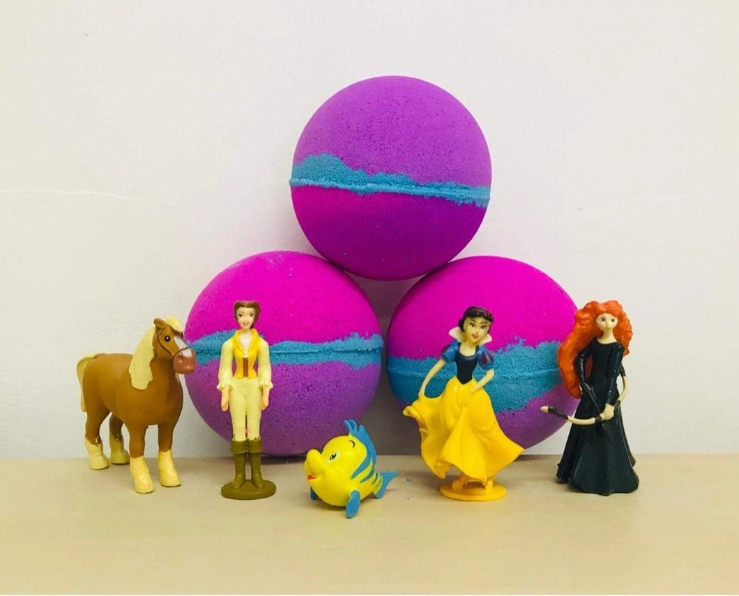 Princess & Friends Hidden Toy bath bomb Scented in marshmellow