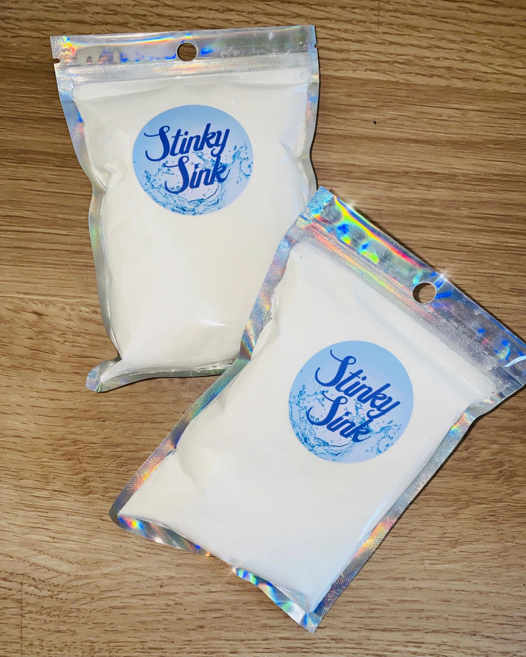 Stinky Sink Bags  Stinky sink? Just sprinkle some powder down your stink and add boiling hot water. The powder will activate and clean your drains leaving it gleaming! approx 150g perfumes, aftershave, inspired, fruity etc.