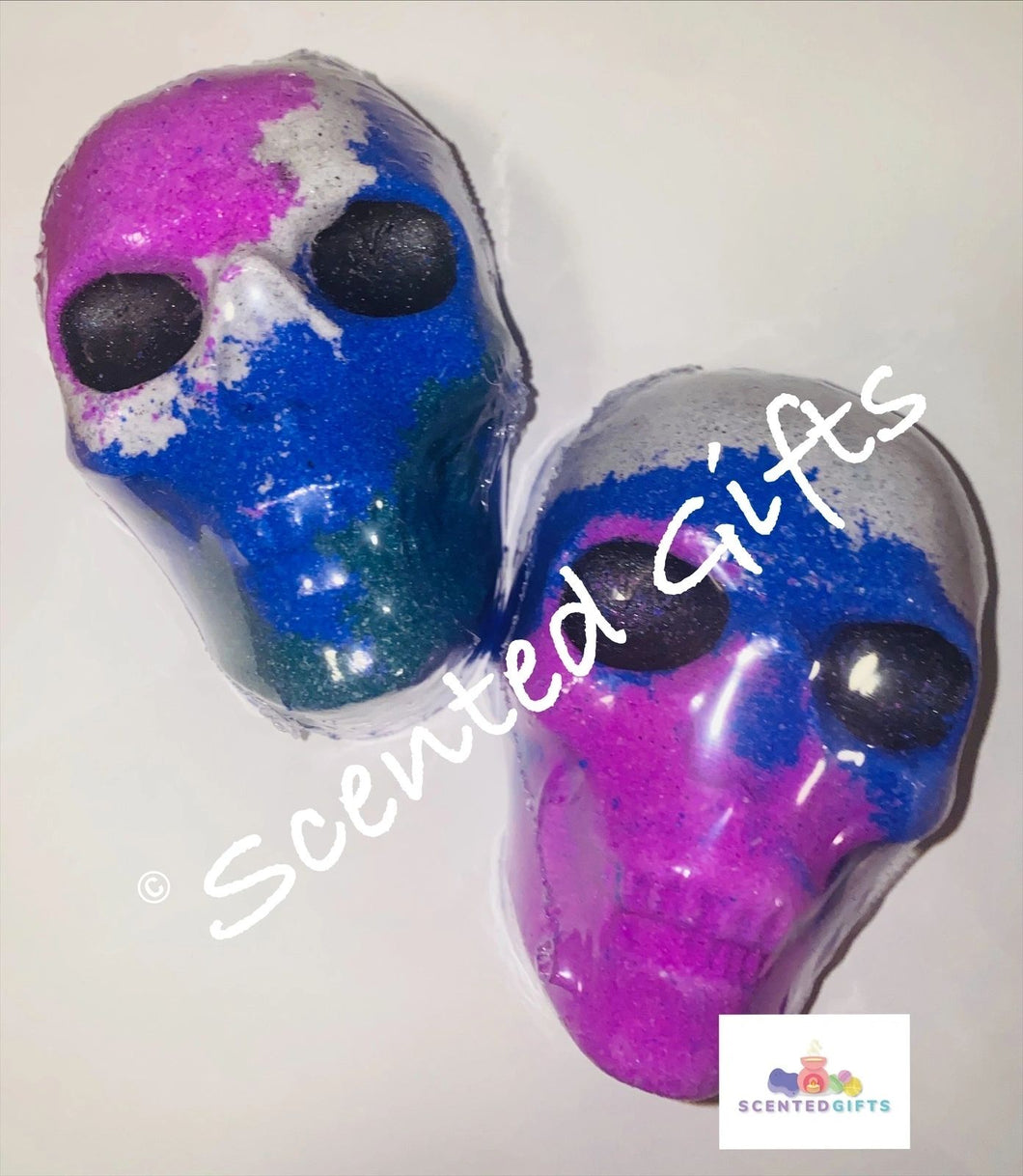 Sally Skull Bath Bomb scented in raspberry crush. Coloured chunky skull bath bomb coloured in pink, grey and blue. Halloween, seasonal theme bath bomb.