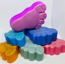 Load image into Gallery viewer, Scrubby foot Buddy bar  This lovely chunky scrubby buddy bar is sure to keep your feet smelling fresh and looking great too! Packet with grounded Pumice stone to scrub away dead or hard skin and lashings of our scented smelling fragrances.  approx 100g
