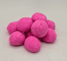 Load image into Gallery viewer, Bath Melts.  A mini hand rolled, bath fizzer loaded with super moisturising Cocoa Butter to leave your skin feeling soft and smooth. These little melts go a long way, perfectly formulated with the right amount of moisturising butter and scented in Fragrance oil. Scents include: - blackberry - lady million- plum rhubarb - Misty cashmere
